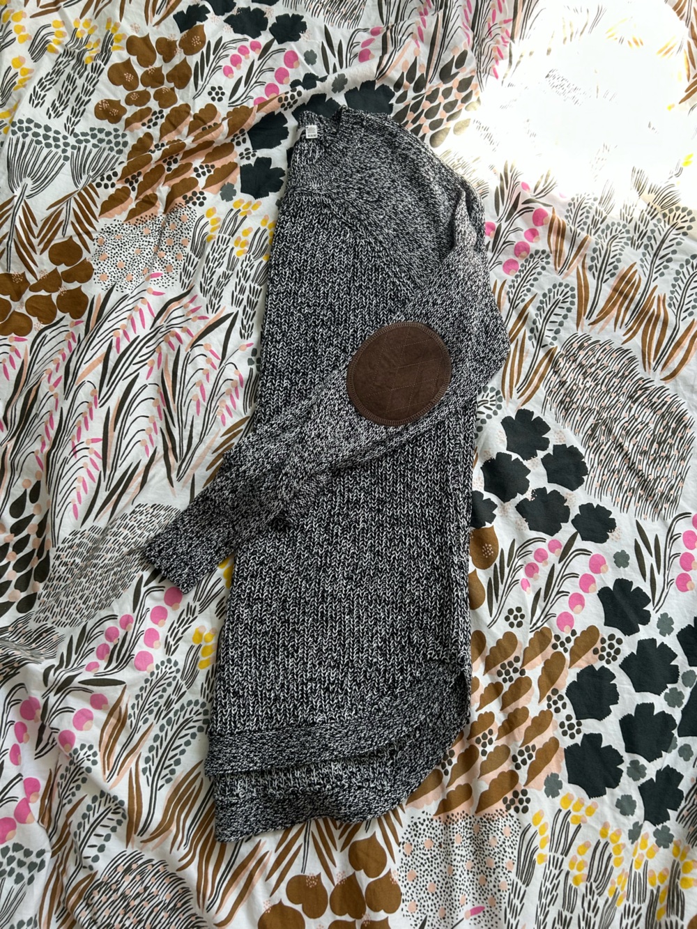 Elbow patch sweater - Picture 3 of 4